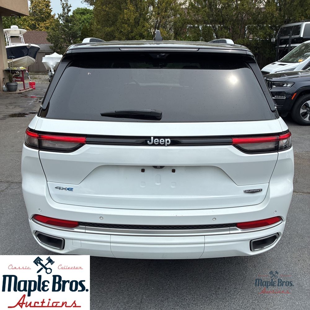 2022 Jeep Grand Cherokee 4xe Summit 4x4