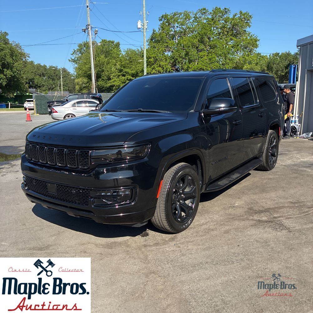 2025 Jeep Wagoneer L Series II Carbide 4x4