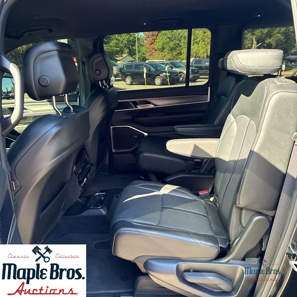 2025 Jeep Wagoneer L Series II Carbide 4x4