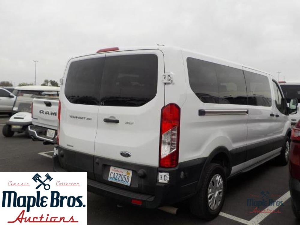 2024 Ford Transit Passenger Wagon XLT