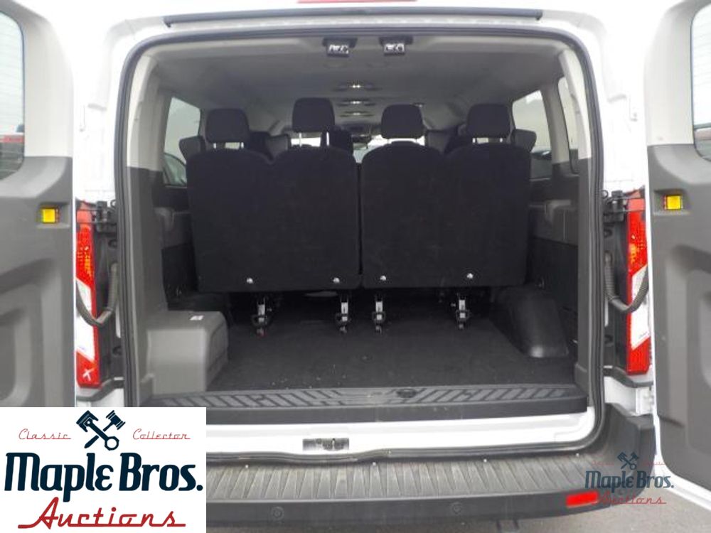 2024 Ford Transit Passenger Wagon XLT