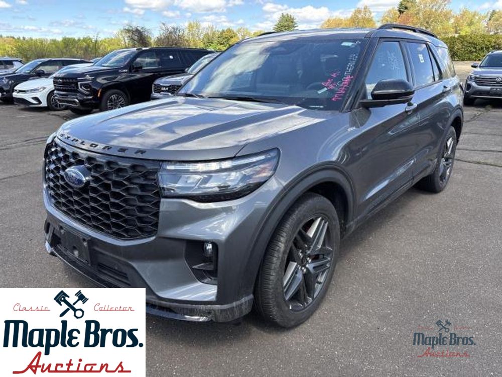 2025 Ford Explorer ST-Line
