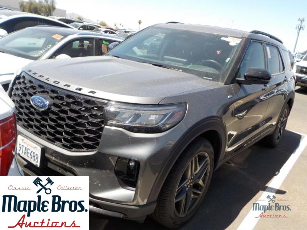 2025 Ford Explorer ST-Line