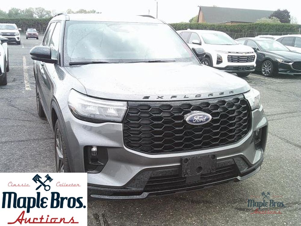 2025 Ford Explorer ST-Line