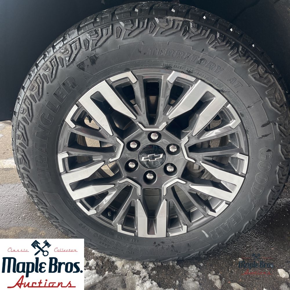 2025 Chevrolet Suburban Z71