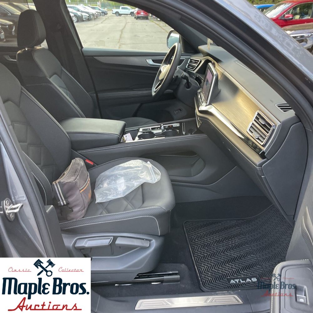 2024 Volkswagen Atlas Cross Sport SE 4Motion