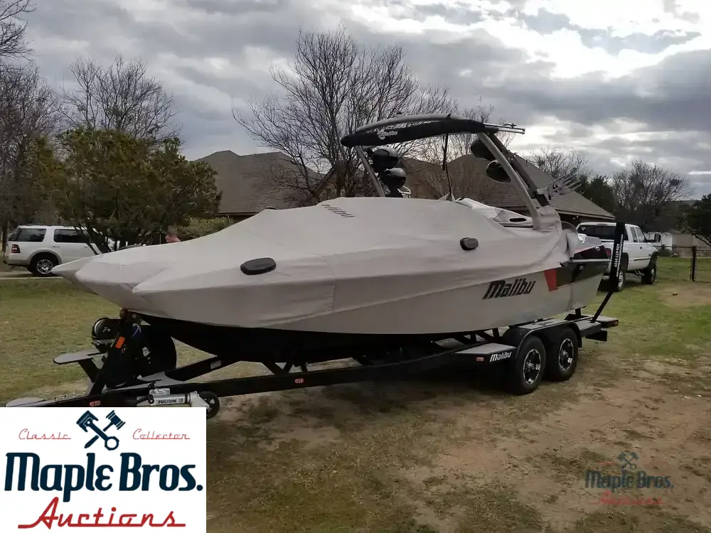 2019 Malibu 22 MXZ Wakesetter