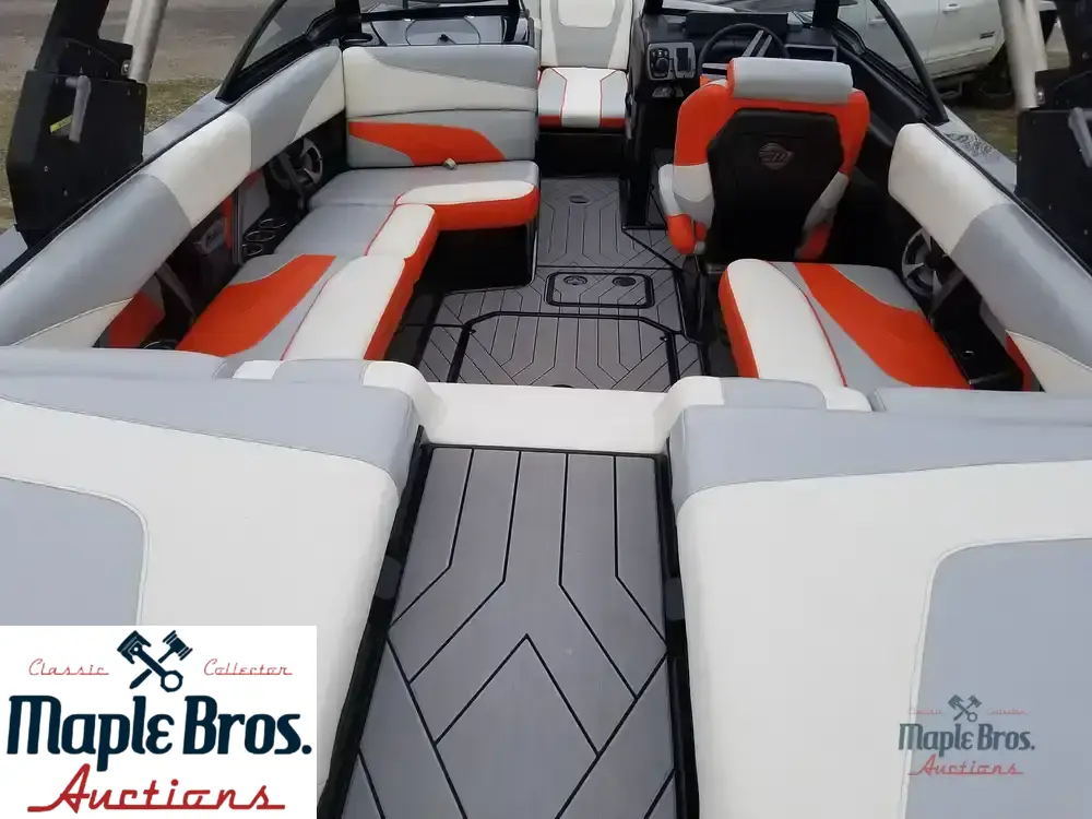 2019 Malibu 22 MXZ Wakesetter