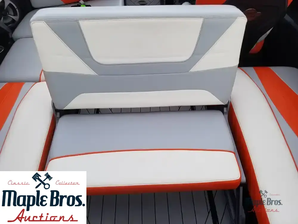 2019 Malibu 22 MXZ Wakesetter