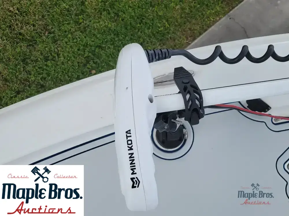 2013 Sea Hunt 24 BR