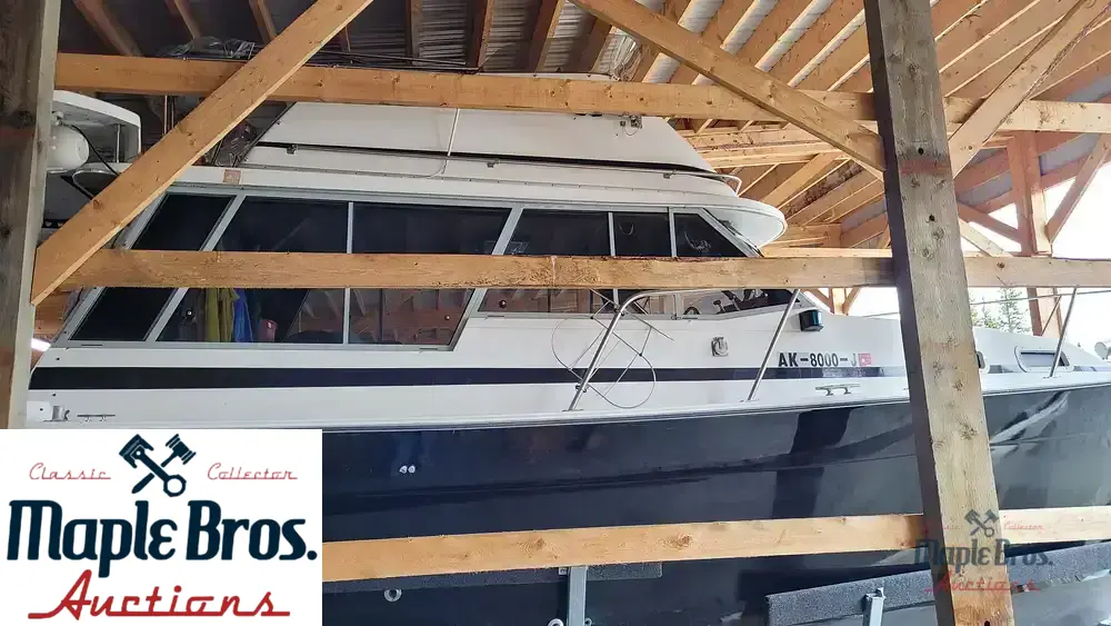 1983 Bayliner 3288 MY