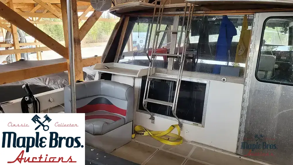 1983 Bayliner 3288 MY