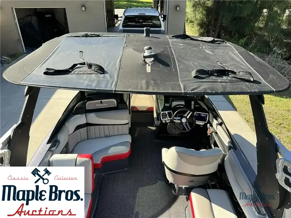 2015 Malibu Wakesetter 22 Mxz