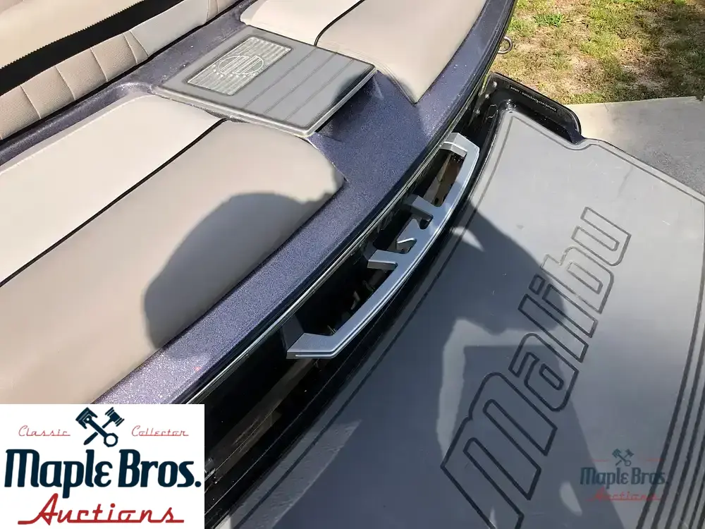 2015 Malibu Wakesetter 22 Mxz