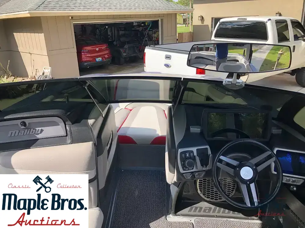 2015 Malibu Wakesetter 22 Mxz