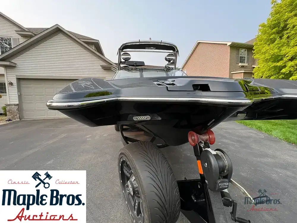 2013 Malibu Wakesetter 22 MXZ