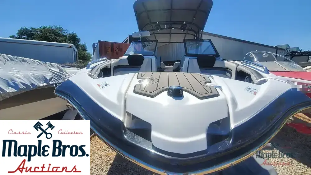 2017 Yamaha 242X