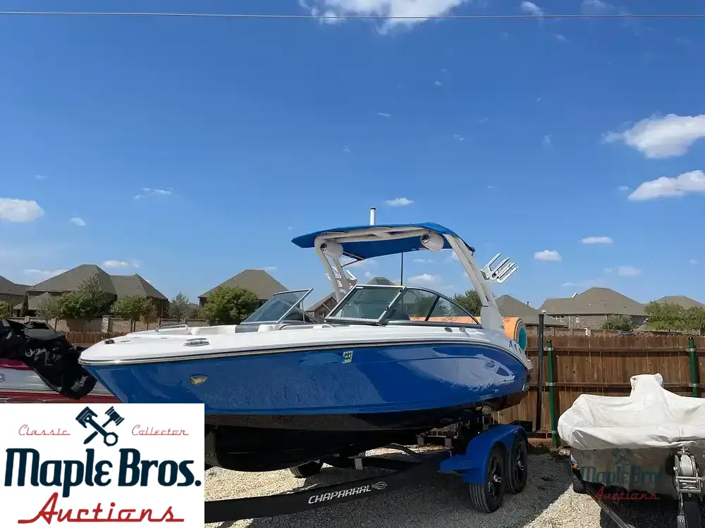 2021 Chaparral 21 Surf