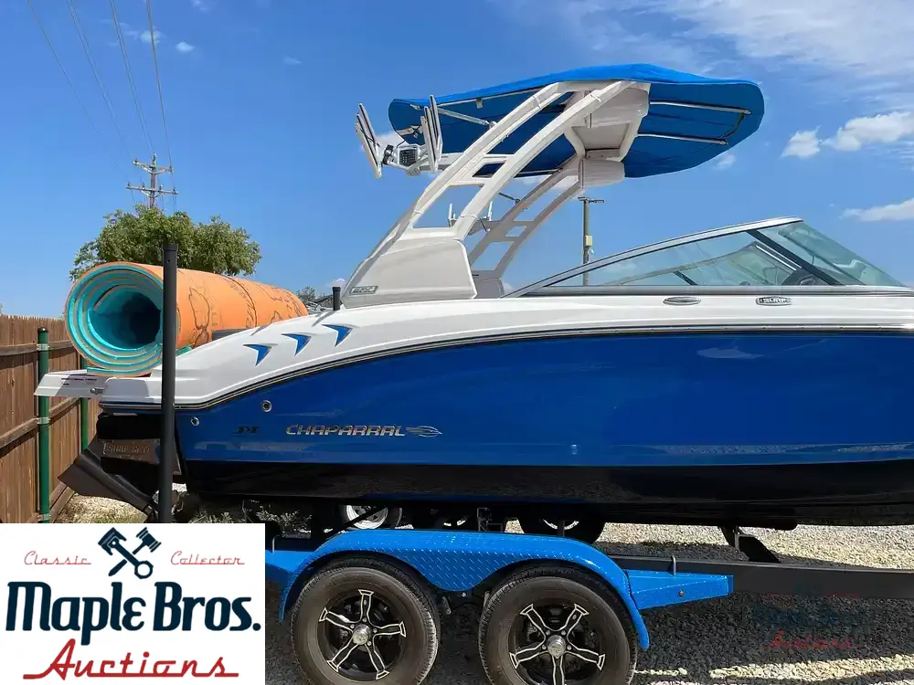2021 Chaparral 21 Surf