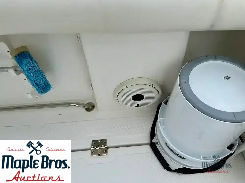 2006 Marlago FS 35 Center Console Cuddy