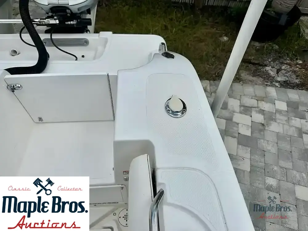 2006 Marlago FS 35 Center Console Cuddy