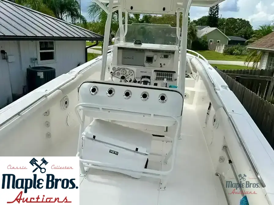 2006 Marlago FS 35 Center Console Cuddy