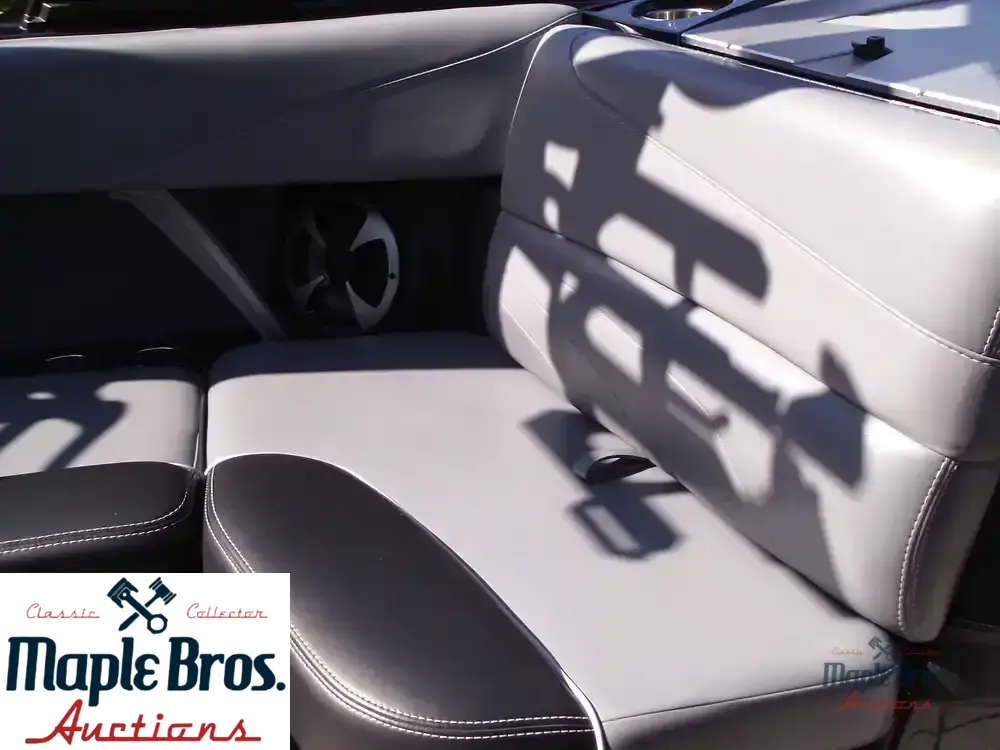 2020 Malibu Wakesetter 22 MXZ
