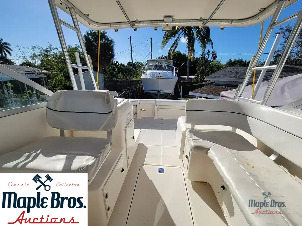 1999 Pursuit 3000 Express