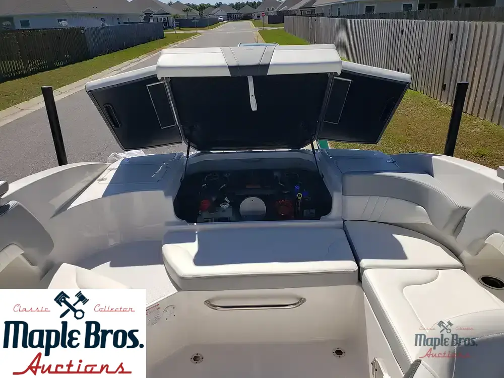 2023 Chaparral 23 SSi