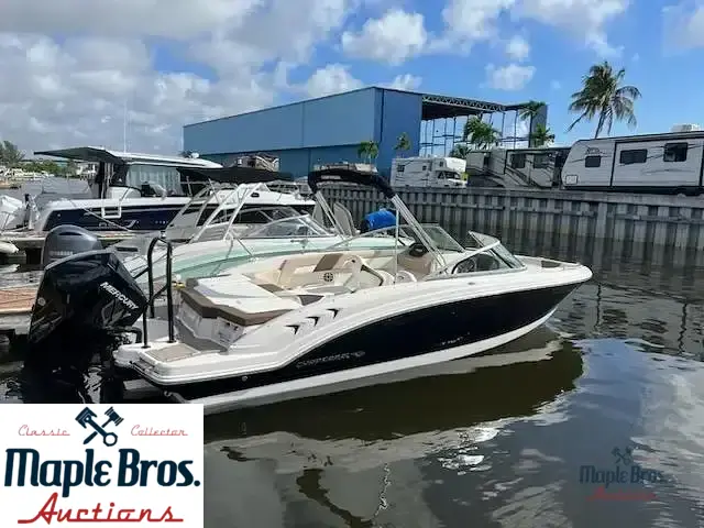 2022 Chaparral 23 SSi OB