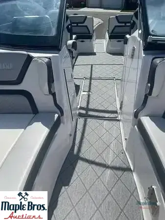 2019 Yamaha 275 SE
