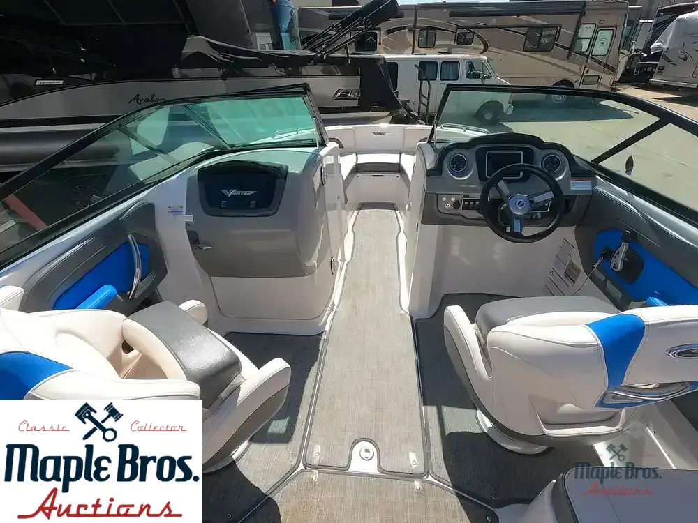 2018 Chaparral 2430 VRX