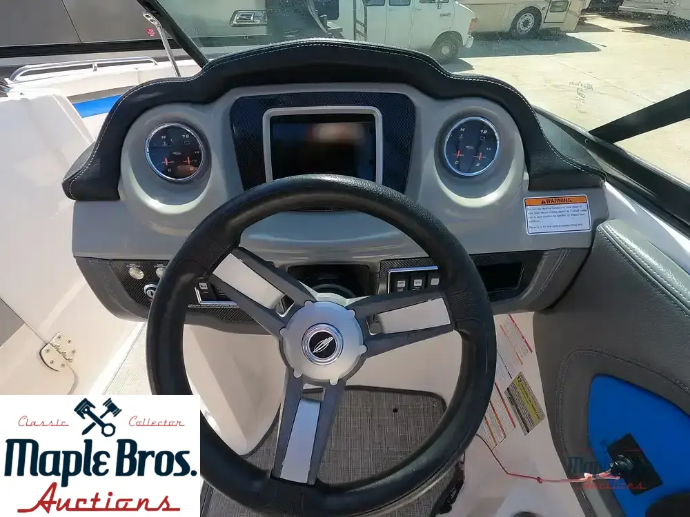 2018 Chaparral 2430 VRX