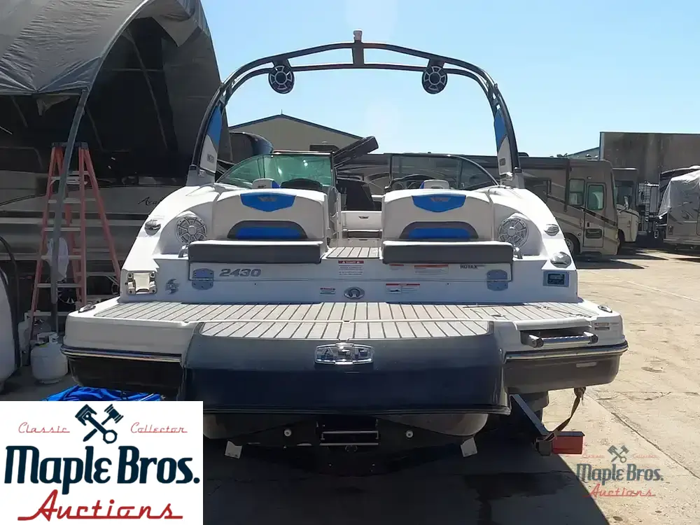 2018 Chaparral 2430 VRX