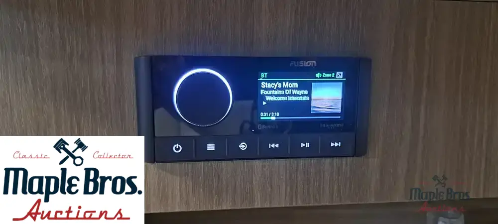 2022 Regal 26 Express