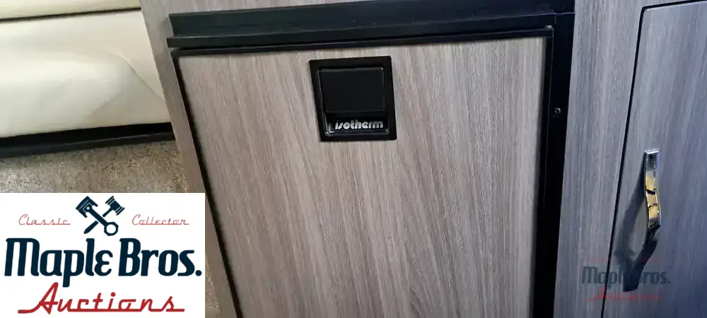 2022 Regal 26 Express