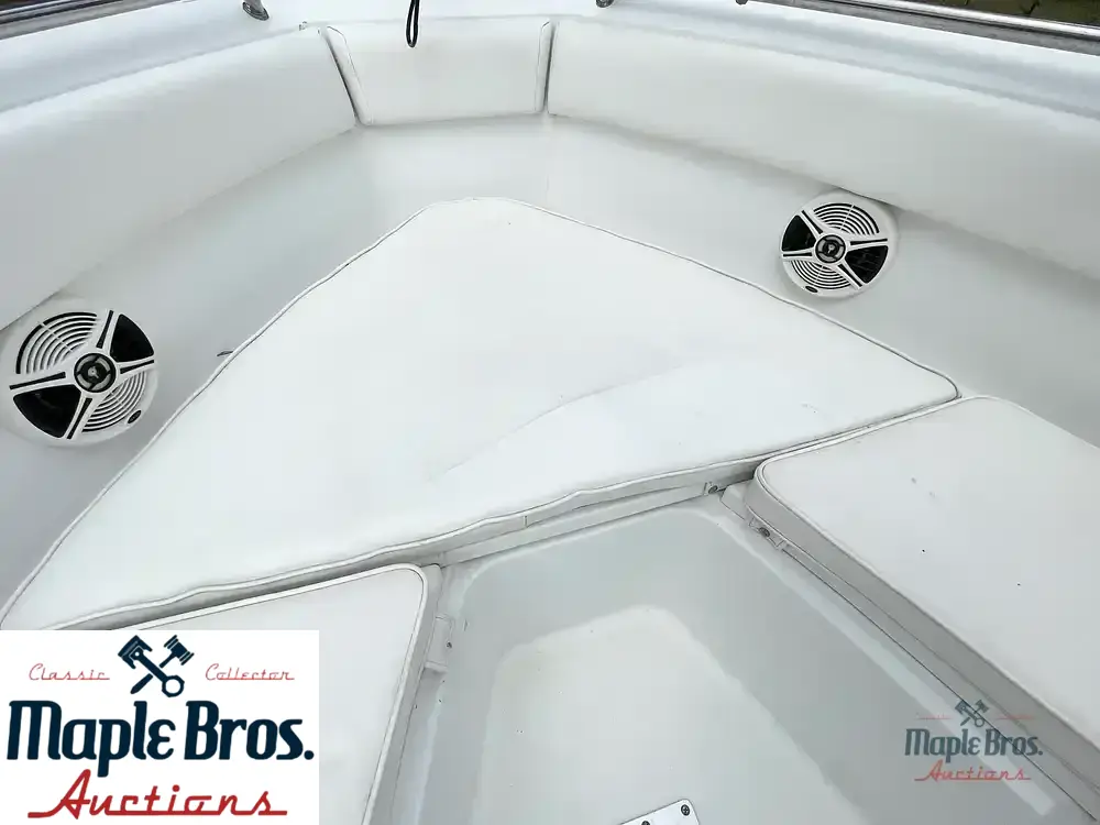 2013 Robalo R260