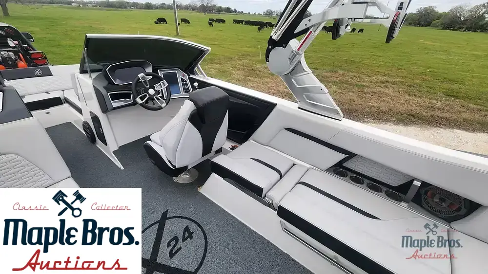 2020 Mastercraft X24