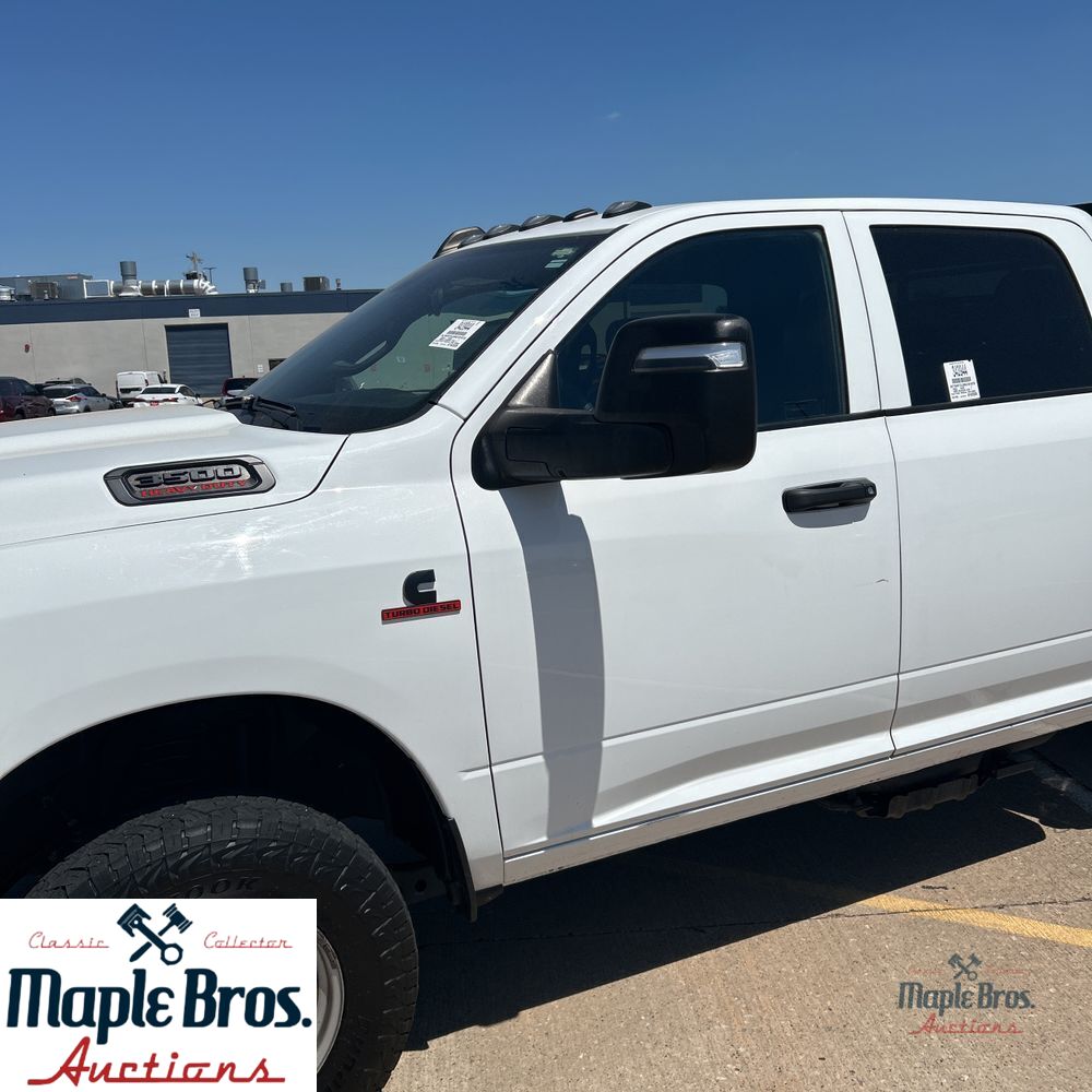 2024 Ram 3500 Chassis Tradesman SLT Laramie Limited
