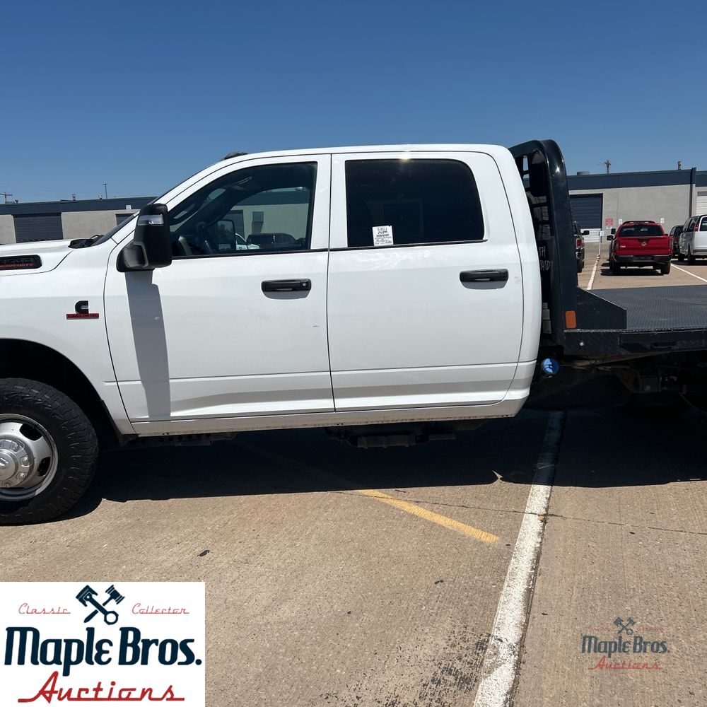 2024 Ram 3500 Chassis Tradesman SLT Laramie Limited