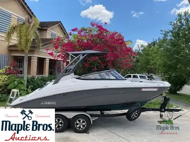 2022 Yamaha 212SD