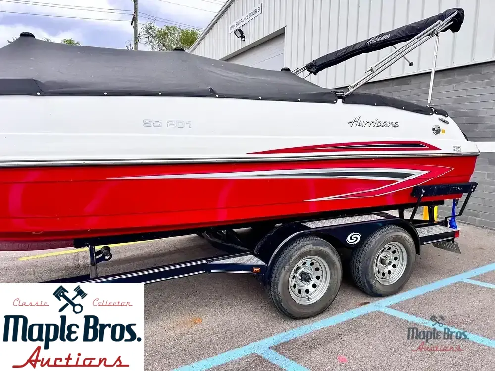 2022 Hurricane SunDeck Sport 201 I/O