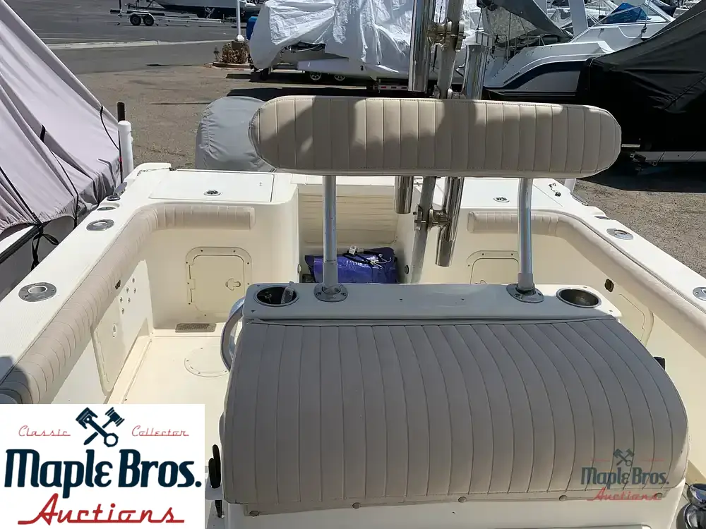 2003 World Cat 270 TE