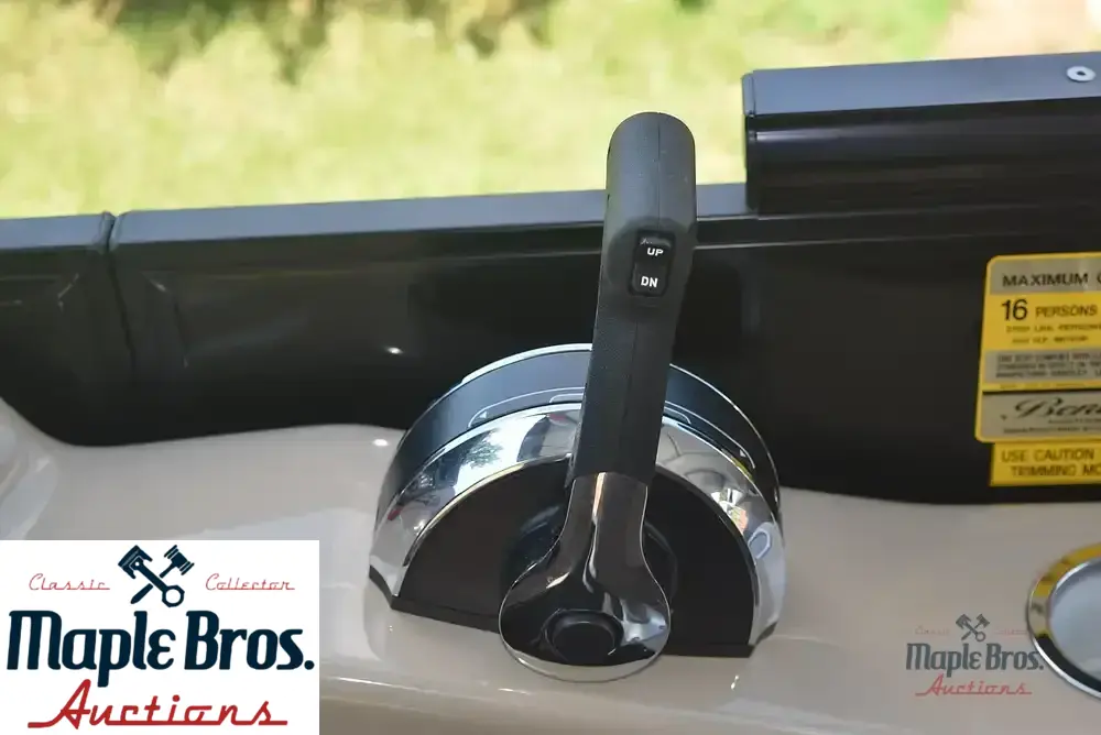 2022 Bentley 253 Elite Swingback DC FT