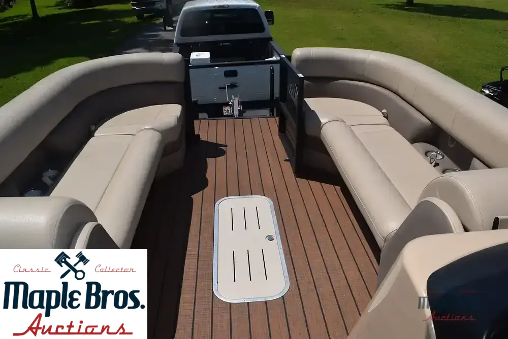 2022 Bentley 253 Elite Swingback DC FT