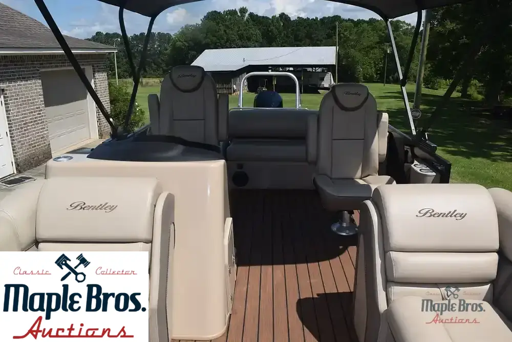 2022 Bentley 253 Elite Swingback DC FT