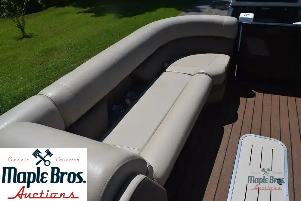2022 Bentley 253 Elite Swingback DC FT