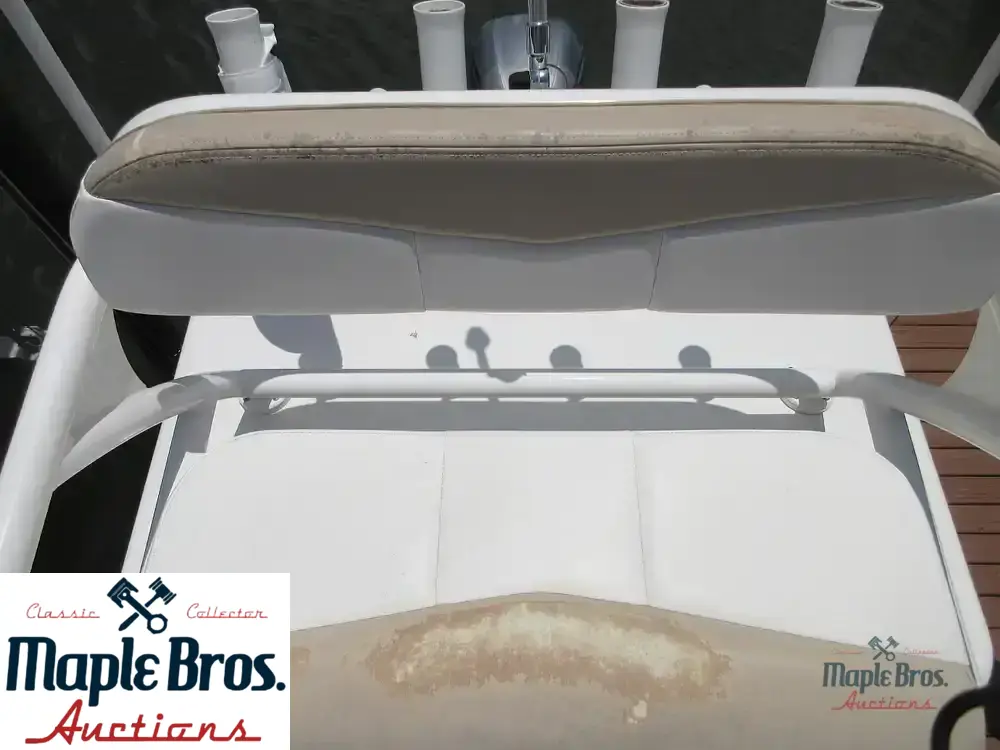 2018 Robalo 246 Cayman SD