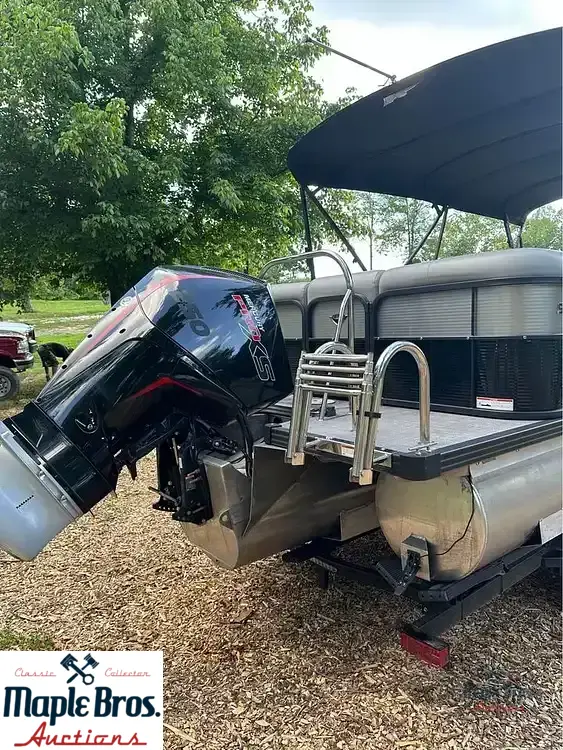 2022 Manitou Oasis RF SHP 373