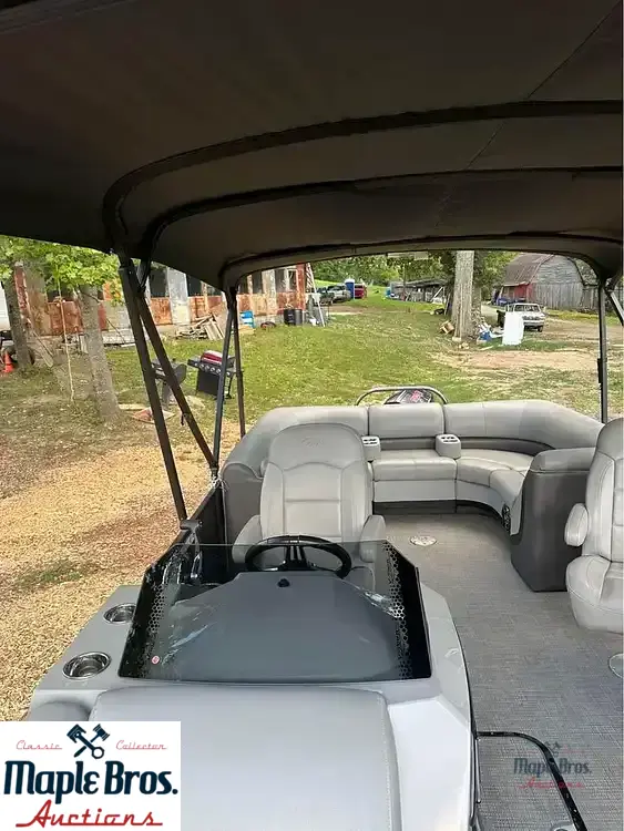 2022 Manitou Oasis RF SHP 373